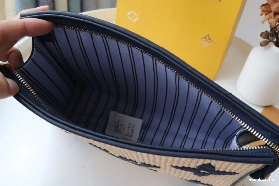 WIS Pouch VUITTON Toiletry LOUIS Monogram Raffia 0912